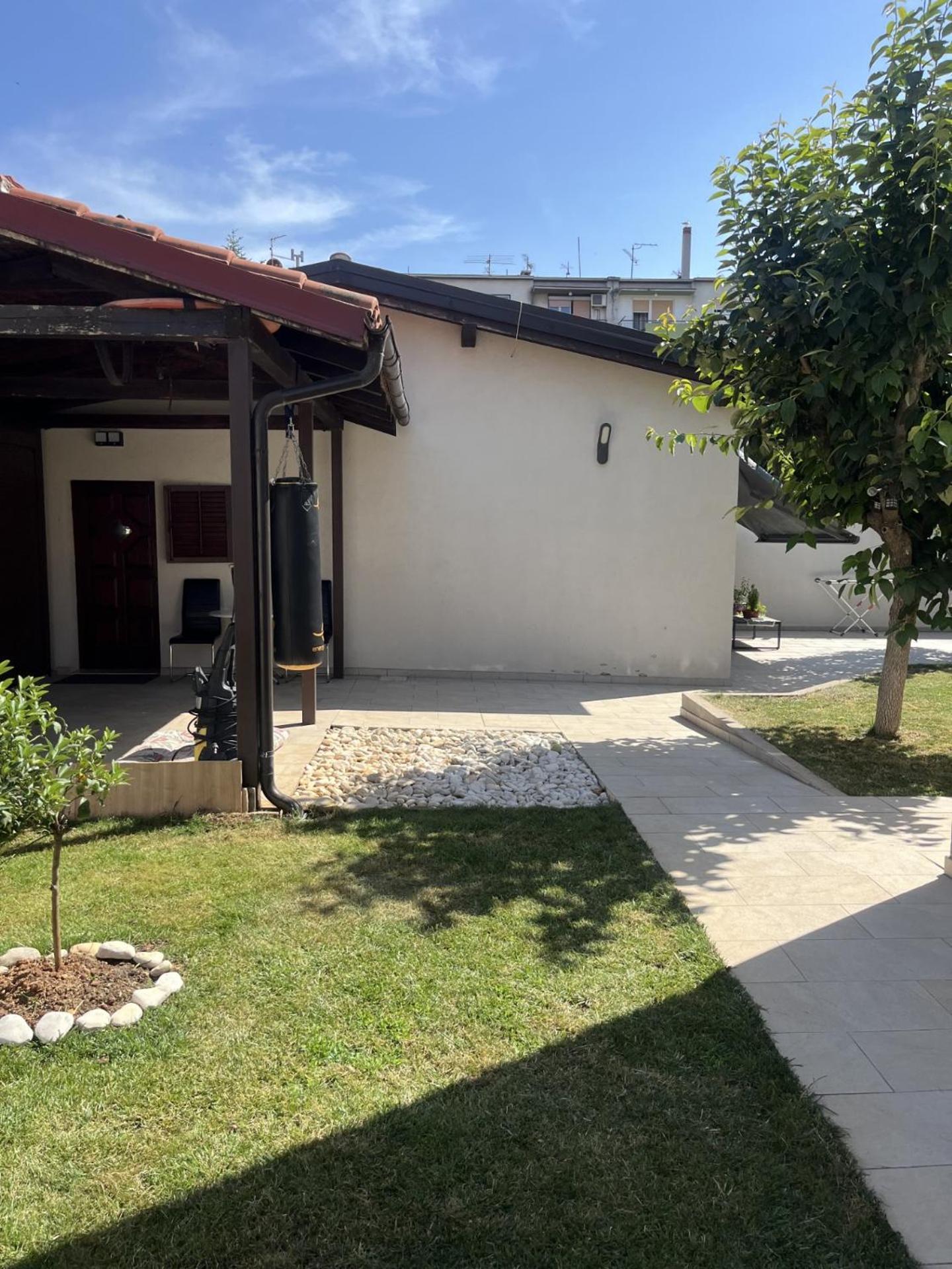 Small House Nea In City Center-With Free Parking Pula Exterior photo